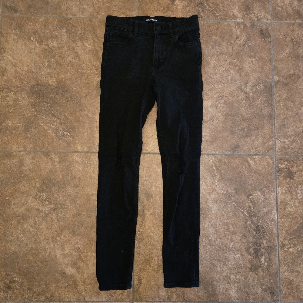 Black Distressed | EXPRESS | High Rise Jean